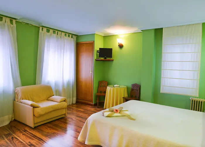 Hotel familiar: Café Bar Hotel Jefi